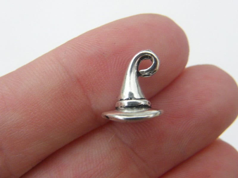 6 Witch wizard hat charms antique silver tone HC102