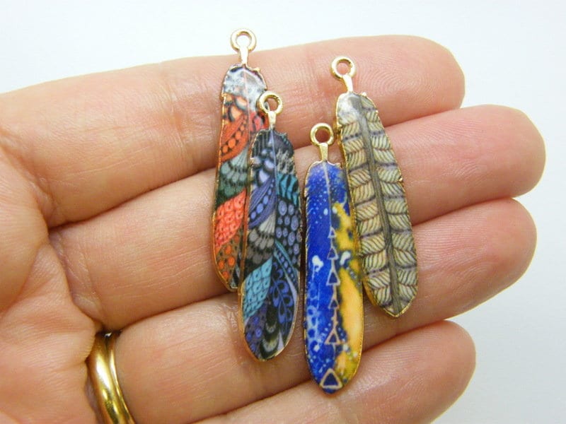 4 Feather charms gold and random mixed tone B118