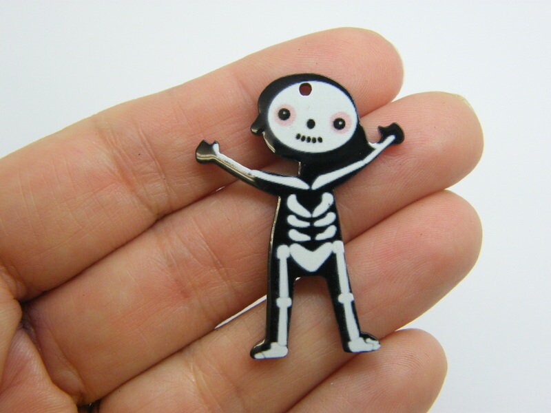 2 Skeleton Halloween pendants white black acrylic HC663