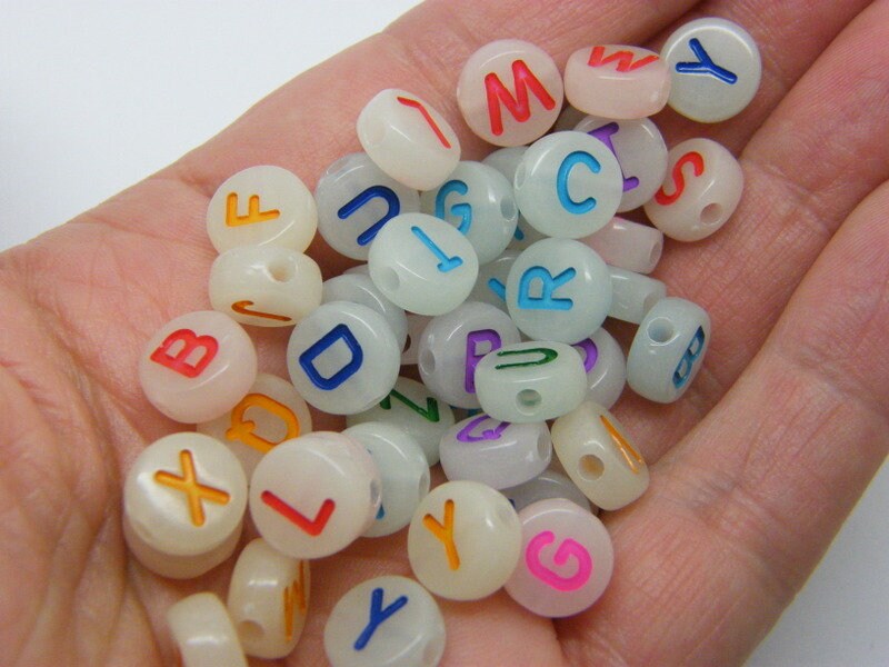 100 Glow in the dark round alphabet 10mm letter RANDOM mixed beads BB416