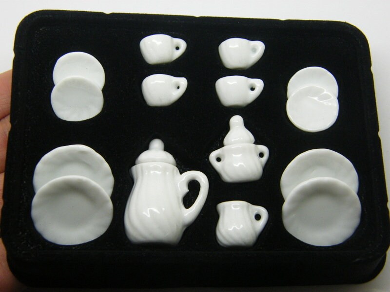 1 White porcelain coffee tea set 122A