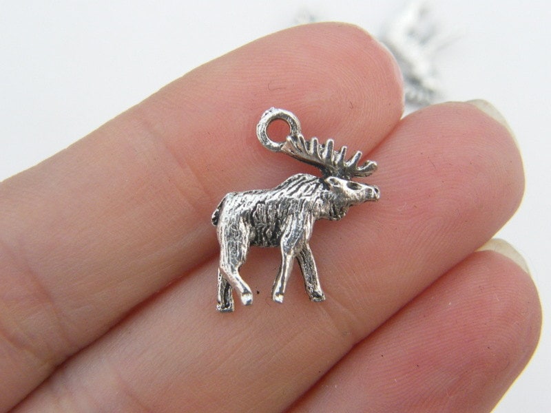 8 Moose charms antique silver tone A137
