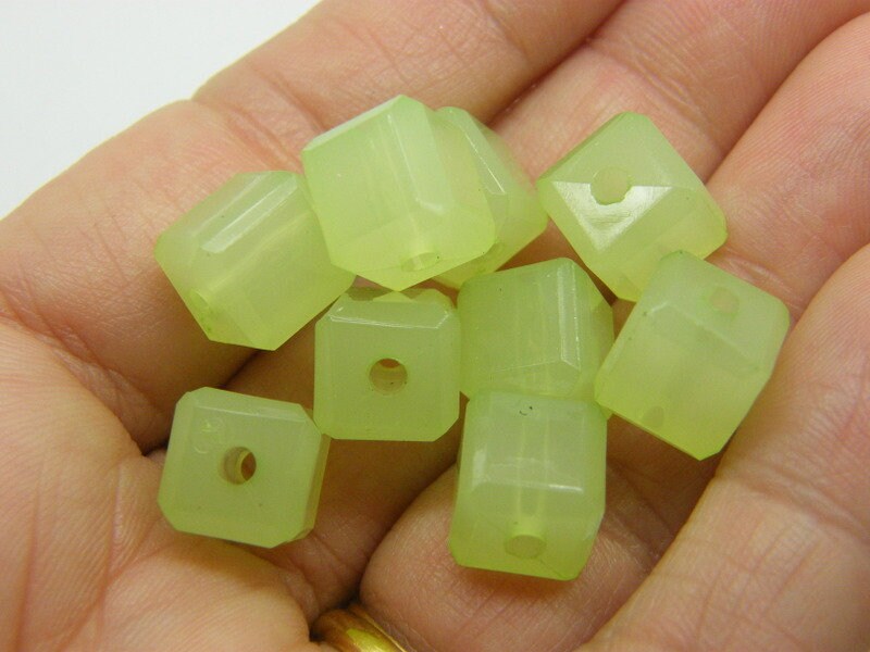 40 Lime green imitation jelly beads cube plastic AB790