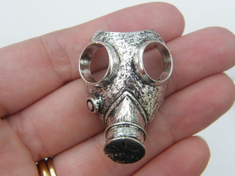 1 Gas mask pendant antique silver tone G31