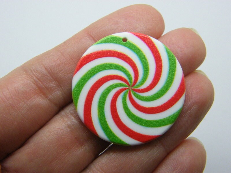 2 Christmas candy pendants charms  green white red acrylic CT129