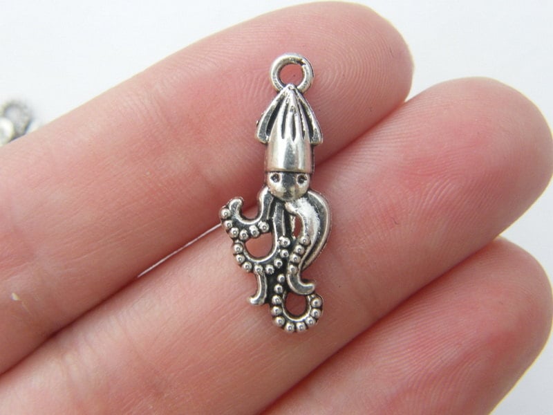 12 Squid octopus charms antique silver tone FF108