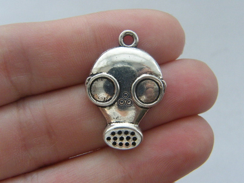 BULK 20 Gas mask pendants antique silver tone G32