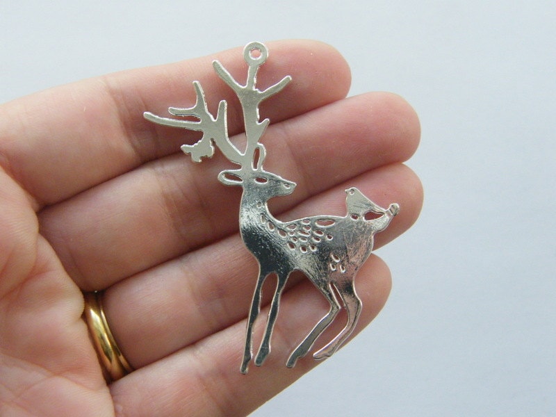 2 Deer charms antique silver tone A51