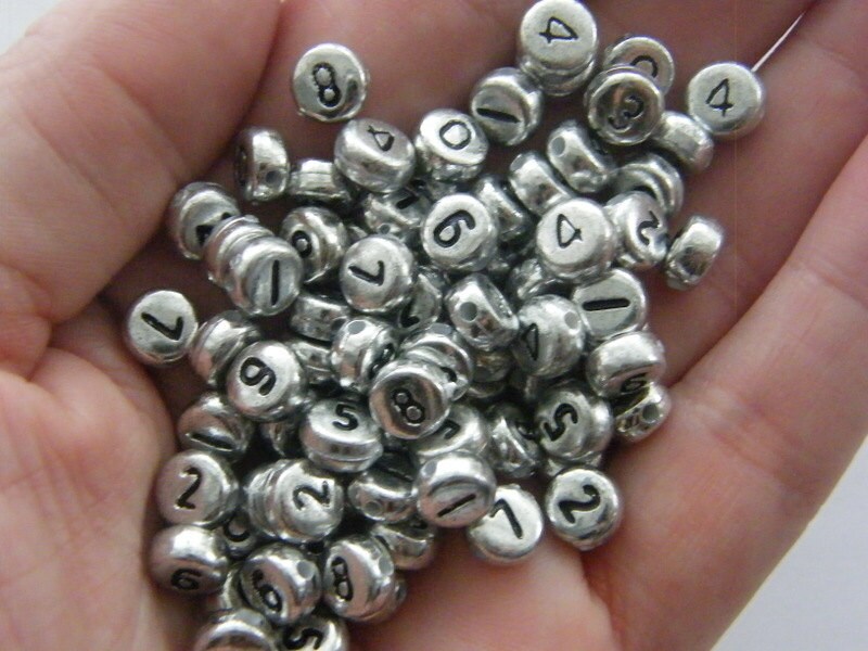 100 Acrylic round silver number random beads AB310  - SALE 50% OFF