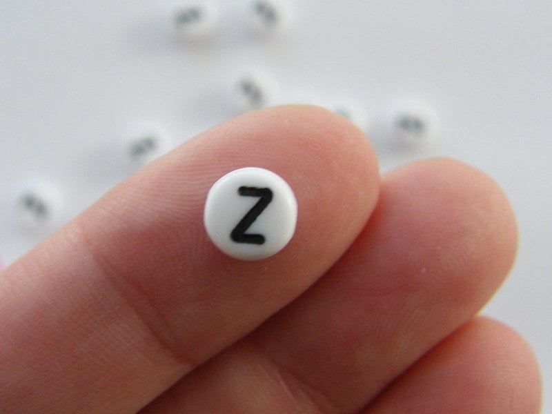 BULK 500 Letter Z acrylic round alphabet beads white and black