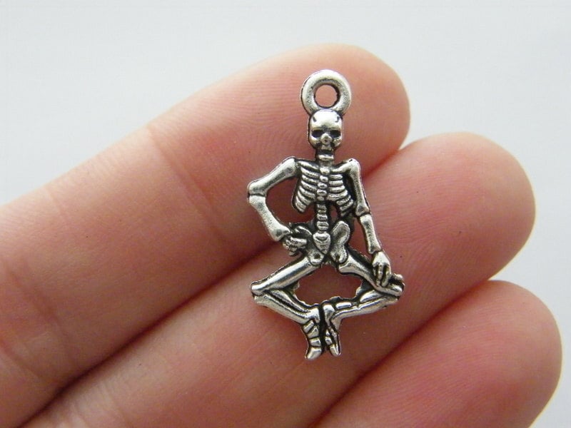 10 Skeleton charms antique silver tone HC14