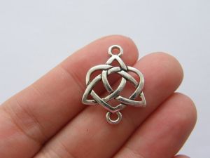 8 Celtic knot connector charms antique silver tone R67