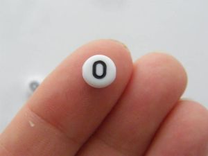 100 Number 0 acrylic round number beads white and black  - SALE 50% OFF