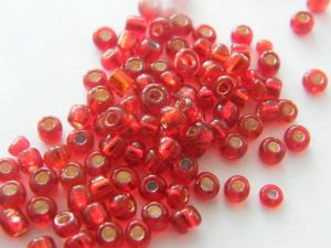 400 Christmas red with silver lining, glass, seed beads 4mm