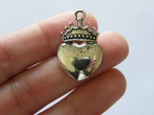 6 Heart and crown antique silver tone H85