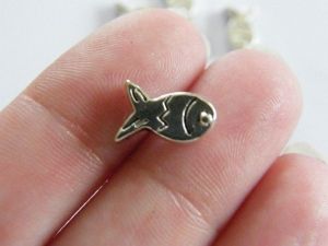12 Fish spacer beads antique silver tone FF40