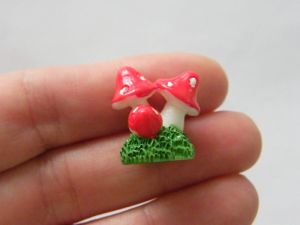 12 Mushroom dollhouse miniature fairy garden resin L52