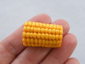 BULK 50 Corn on the cob maize embellishment resin FD538
