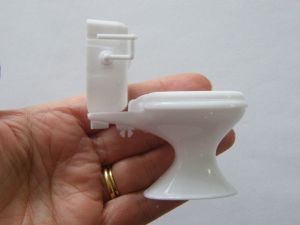 1 Toilet doll house miniature white plastic P