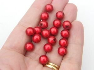 20 Christmas red 8mm miracle beads AB78