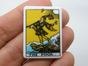 1 The fool tarot reading card pendant resin HC408