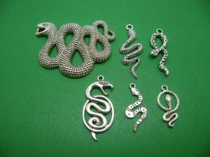 The Snake Collection - 6 different antique silver tone charms