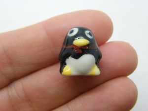 4 Porcelain handmade penguin beads A797
