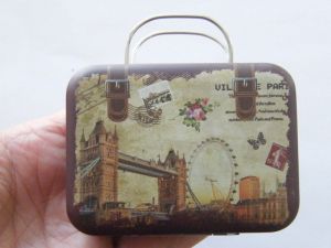 1 London vintage style suitcase storage box ST