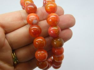 33 Agate assorted orange 12mm beads B184