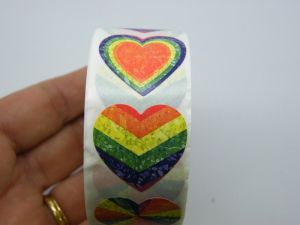 1 Roll 500 rainbow heart pattern random stickers  A01