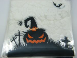 100 Halloween cellophane packet bags - self sealing and resealable