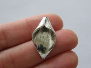 8 Calla lily flower beads or caps antique silver tone F86