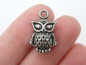 8 Owl charms antique silver tone B293