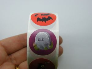 1 Roll Halloween 500 stickers 015L