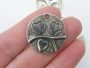 8 Owl pendants antique silver tone B188