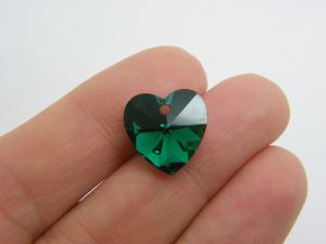 12 Heart charms faceted emerald green silver glass H122