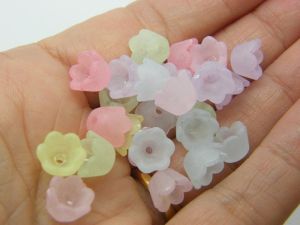 100 Flower bead caps  random frosted acrylic FS137 - SALE 50% OFF