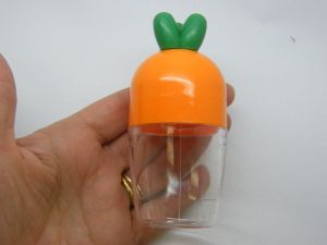 1 Carrot container clear orange green plastic - SALE 50% OFF