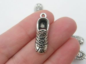 4 Running shoe charms antique silver tone SP47