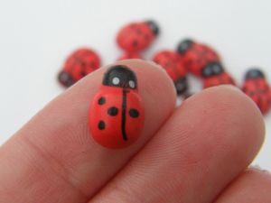 30 Wooden ladybugs embellishment cabochons 13 x 9mm A3