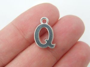 8 Letter Q alphabet charms silver plated