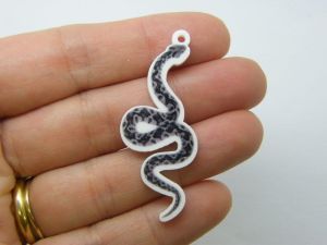 4 Snake pendants charms white acrylic A298