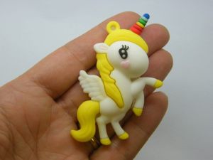 4 Unicorn pendants yellow white PVC plastic A