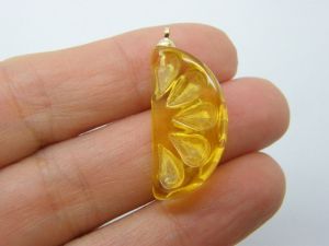 4 Lemon slice pendants charms yellow resin FD69