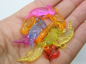 50 Parrot bird pendants random mixed acrylic B220 - SALE 50% OFF
