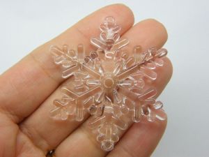 4 Snowflake pendants clear acrylic SF