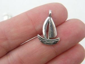 10 Boat charms antique silver tone TT41
