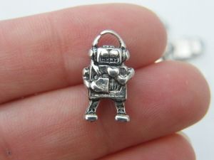 8 Robot charms antique silver tone P210