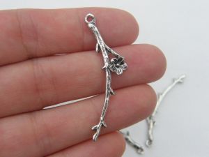 8 Flower on branch pendants antique silver tone F50