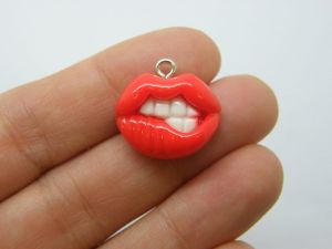 2 Lip bite mouth charms red resin P170